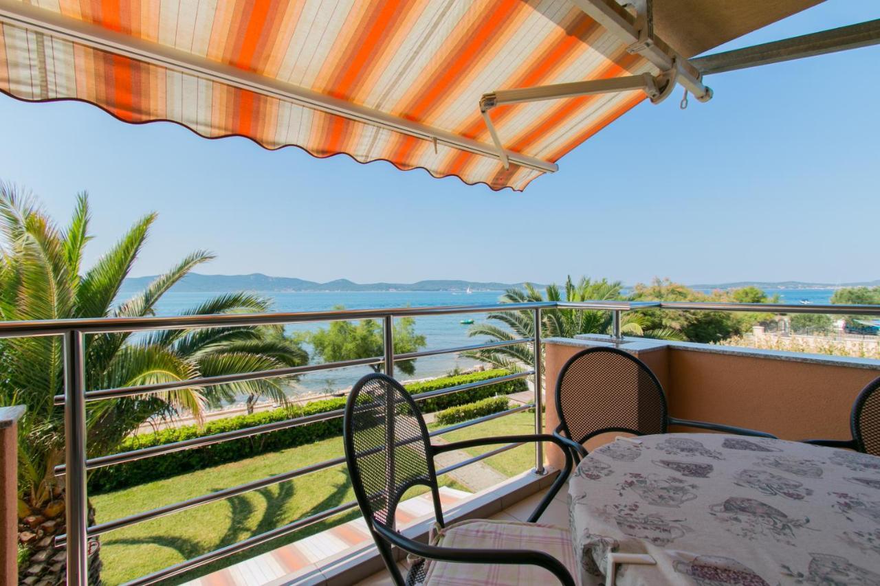 Apartments Matas Sukošan المظهر الخارجي الصورة