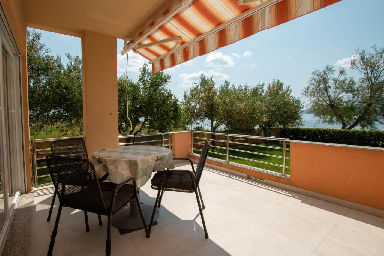 Apartments Matas Sukošan المظهر الخارجي الصورة