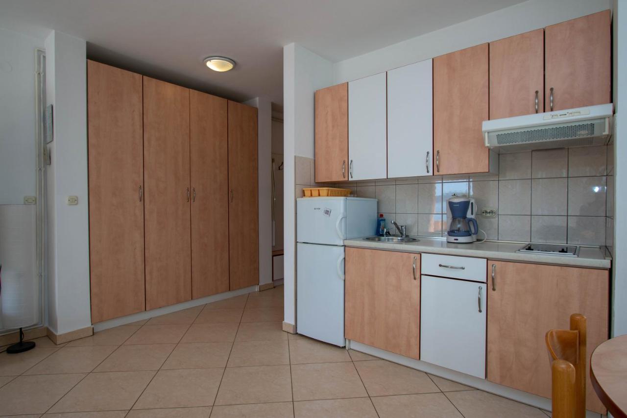 Apartments Matas Sukošan المظهر الخارجي الصورة