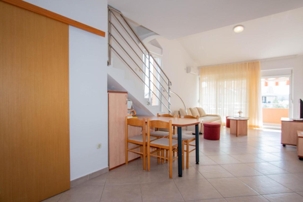Apartments Matas Sukošan المظهر الخارجي الصورة