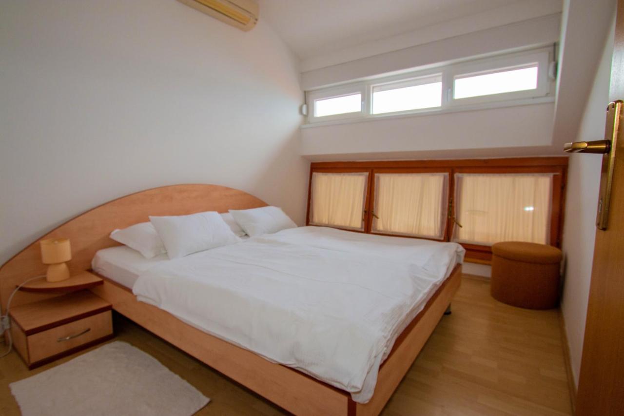 Apartments Matas Sukošan المظهر الخارجي الصورة
