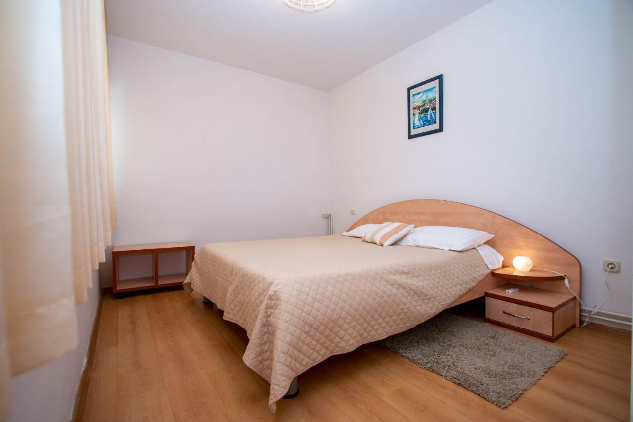 Apartments Matas Sukošan المظهر الخارجي الصورة