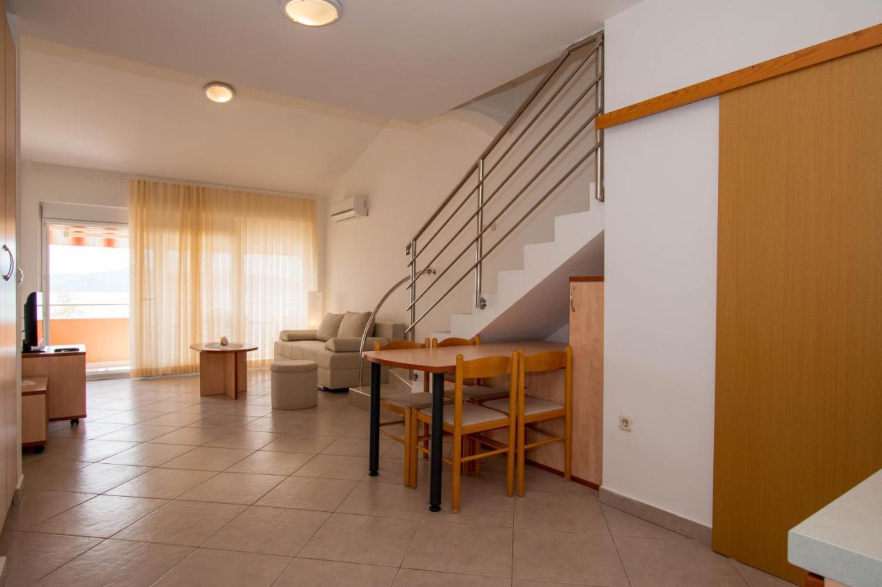 Apartments Matas Sukošan المظهر الخارجي الصورة