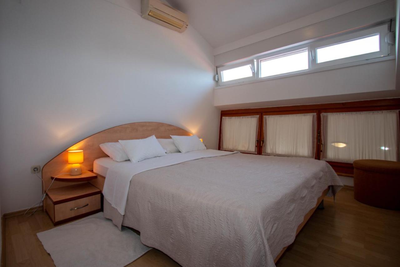 Apartments Matas Sukošan المظهر الخارجي الصورة